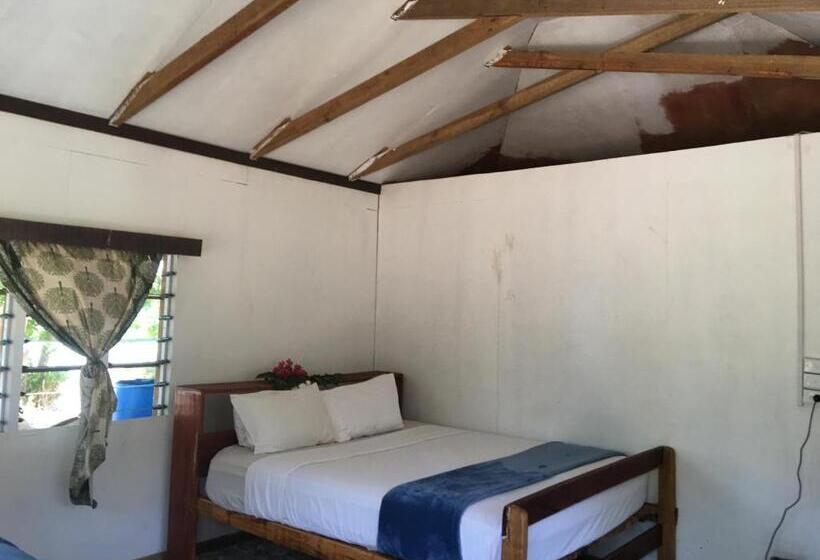 אתר נופש Yawekata Eco Still Bluewater Lodge