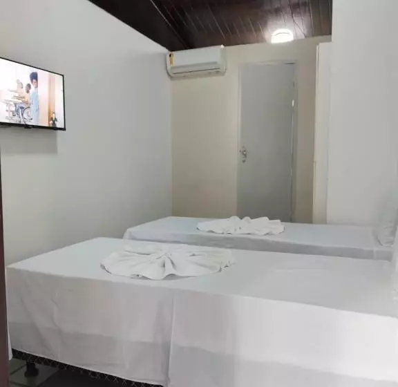 Retkeilymaja Pousada Belo Mar