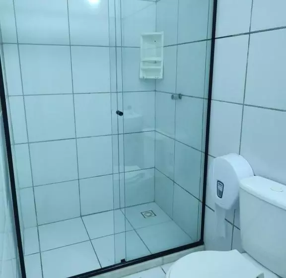 Retkeilymaja Pousada Belo Mar