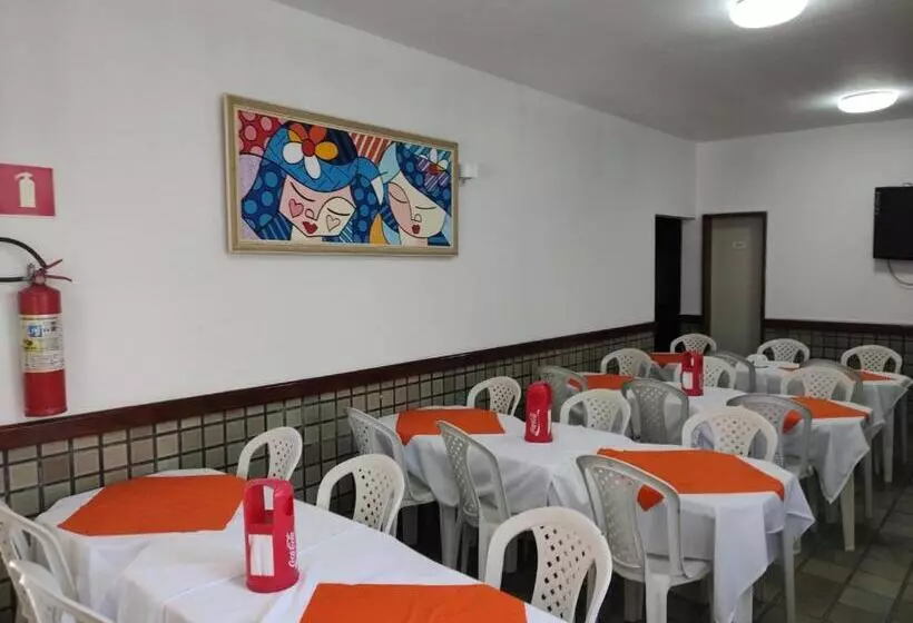 Retkeilymaja Pousada Belo Mar