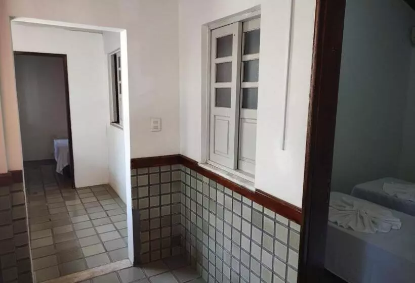 Retkeilymaja Pousada Belo Mar