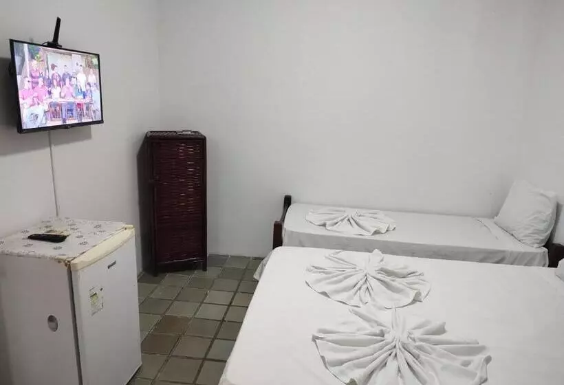 Retkeilymaja Pousada Belo Mar