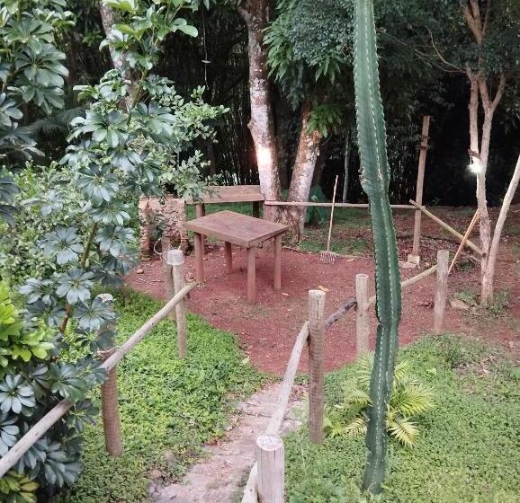 Canastra Hostel E Camping Quartos