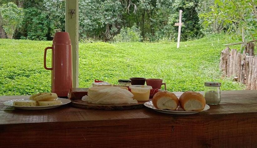 Canastra Hostel E Camping Quartos