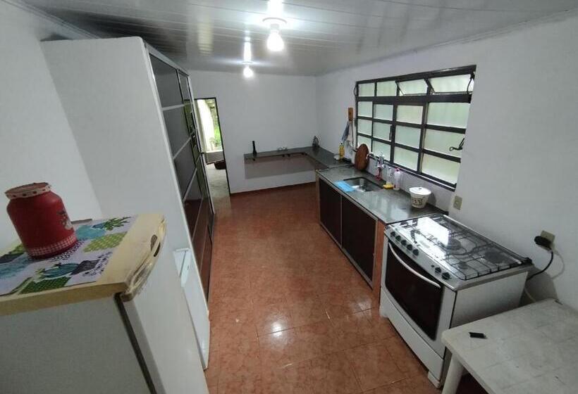 Canastra Hostel E Camping Quartos