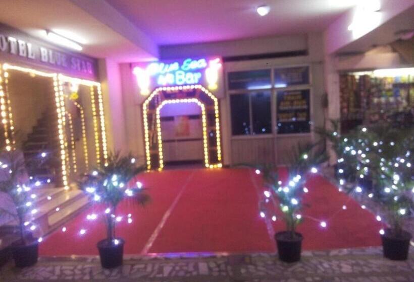 Hotel Blue Star