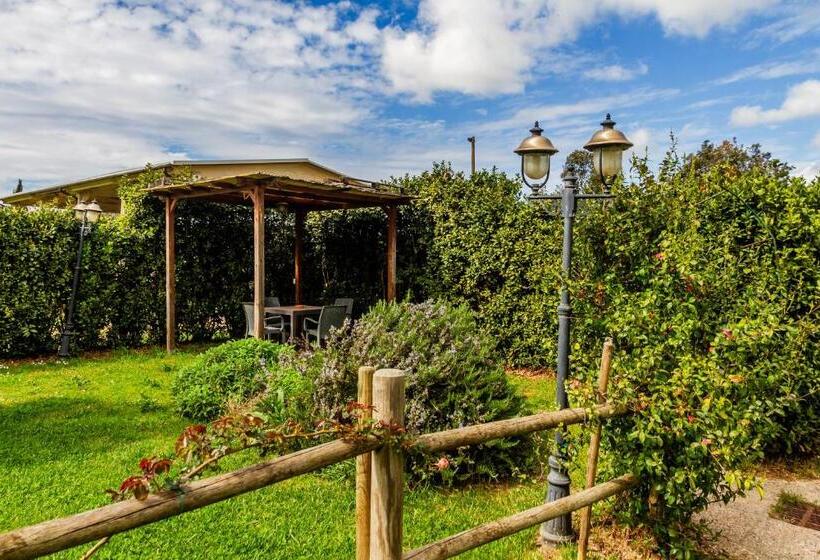 هتل Le Gerlette   Il Granaio