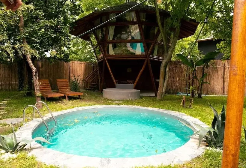 Hotelli Maui Sapanca