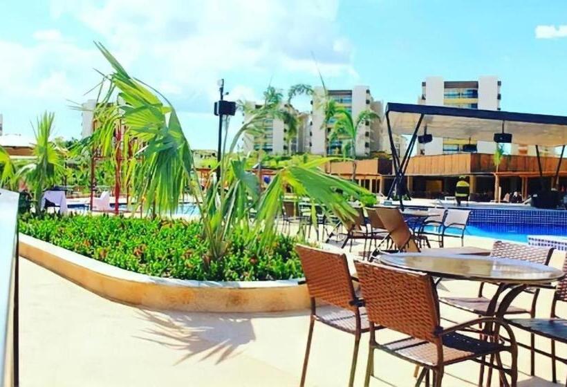 هتل Resort Praias Do Lago Park