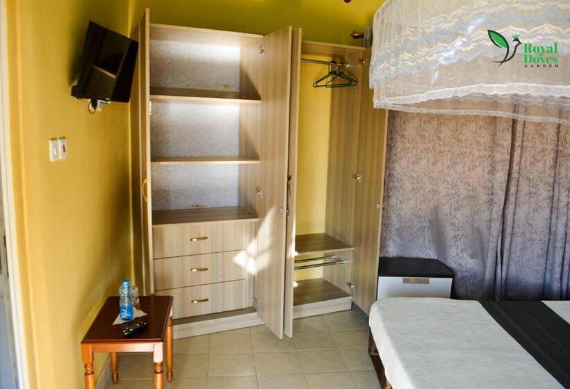 هتل Royal Doves Garden