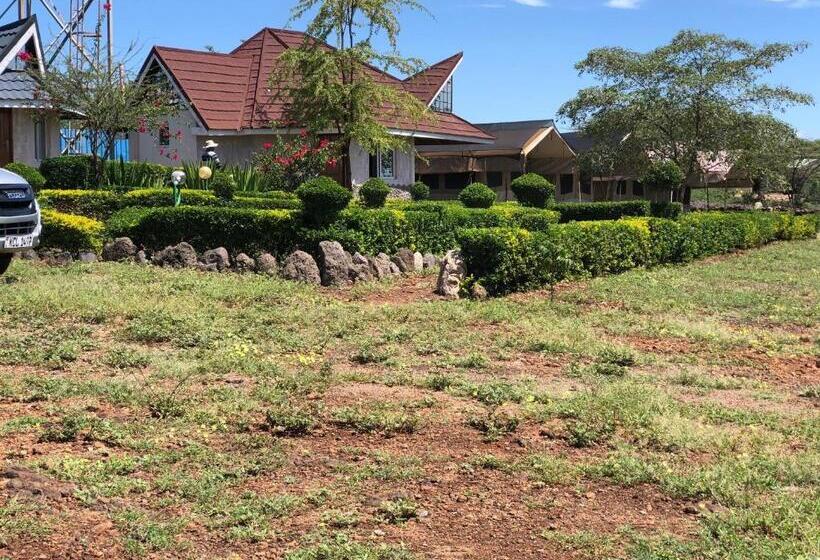 هتل Royal Doves Garden