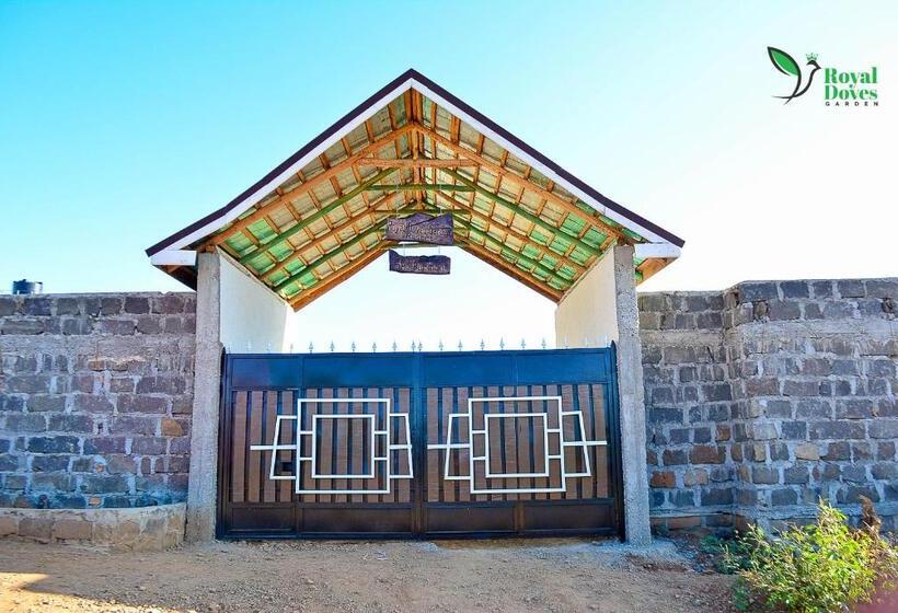 هتل Royal Doves Garden