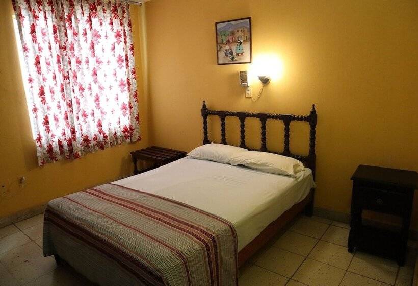 فندق Santa Barbara