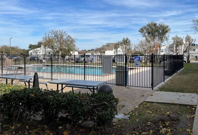 ホテル Studio 6 Mesquite, Tx Town East