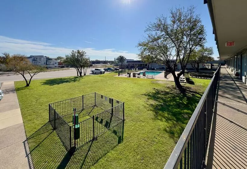 Hotelli Studio 6 Mesquite, Tx Town East