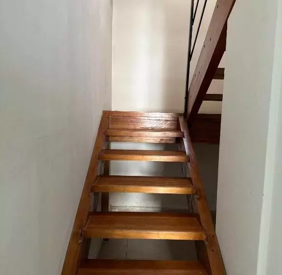 Hostel Mamina