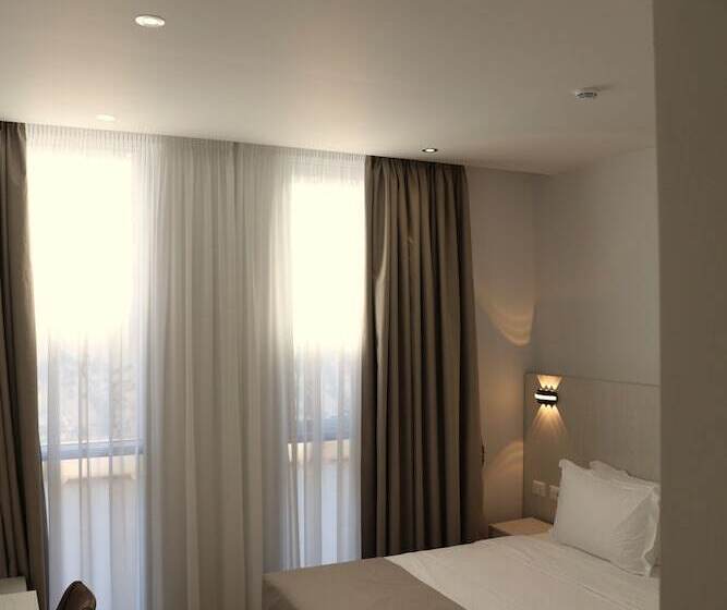 Metro Hotel Terminal