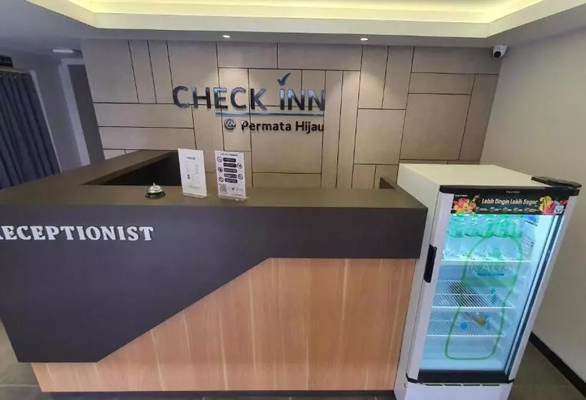 ペンション Check Inn Permata Hijau
