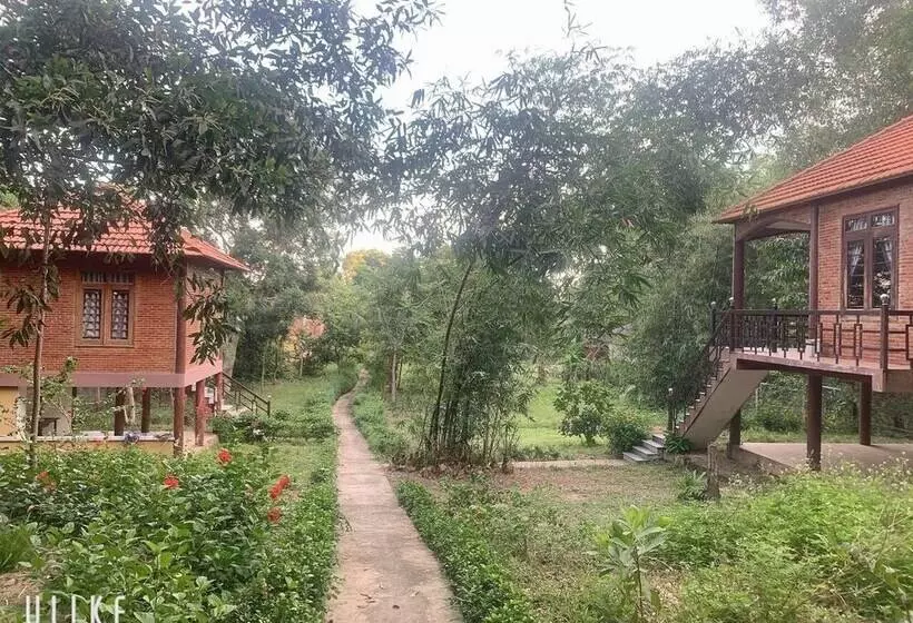 پانسیون Garden House