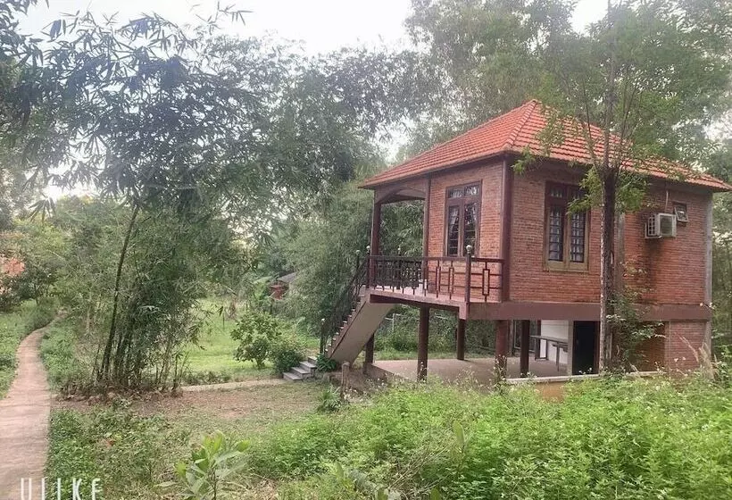 پانسیون Garden House