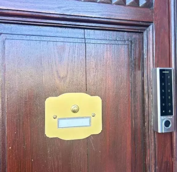 Majatalo Guest House Mameli44