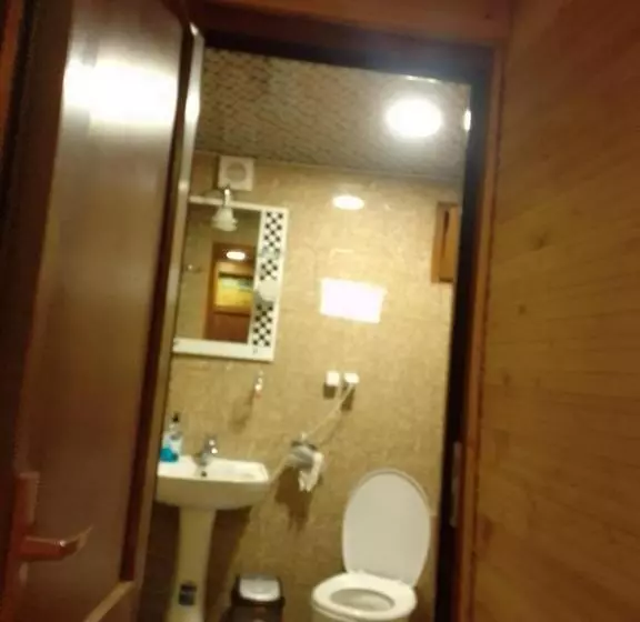 پانسیون Guesthouse Luka