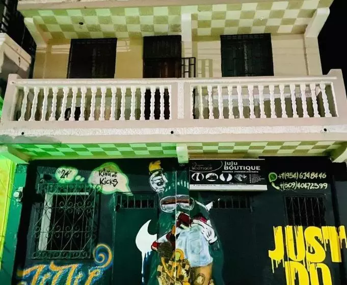 Majatalo Juju Boutique & House