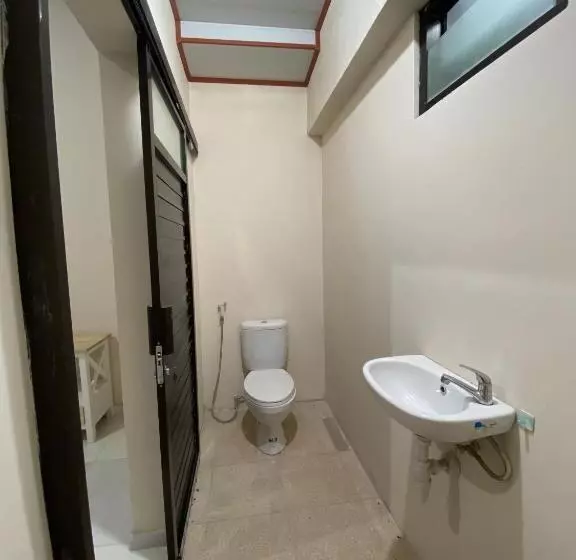 پانسیون Nawasena Guesthouse Jogja
