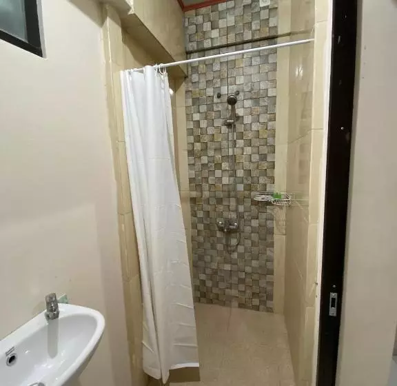 پانسیون Nawasena Guesthouse Jogja
