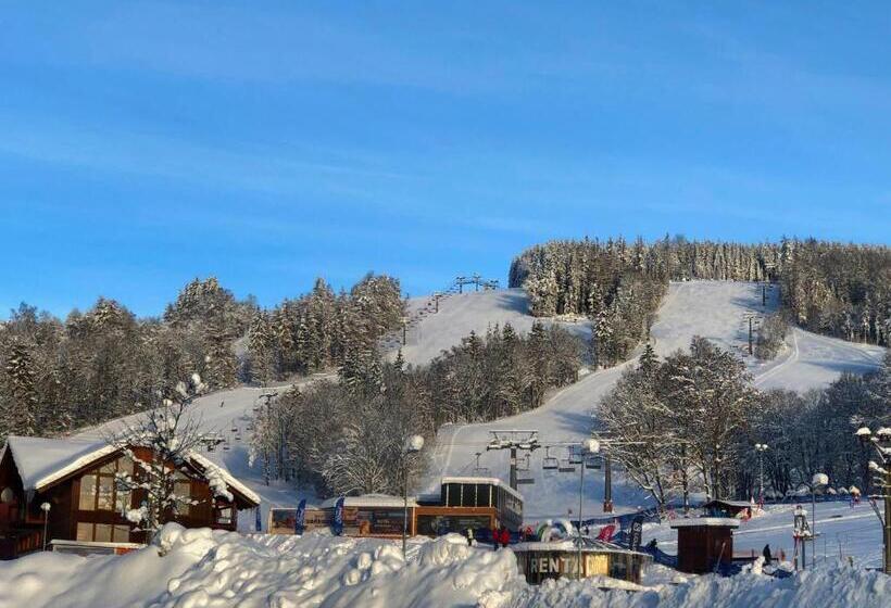 بنسيون Penzion Natty   S Wellness Přímo U Sjezdovky