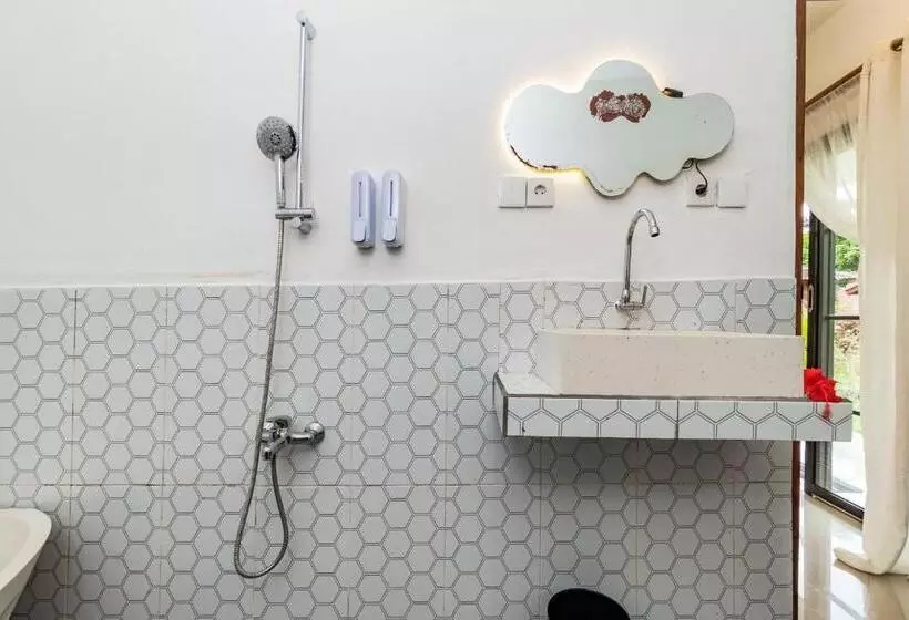 Majatalo Ritual Ubud