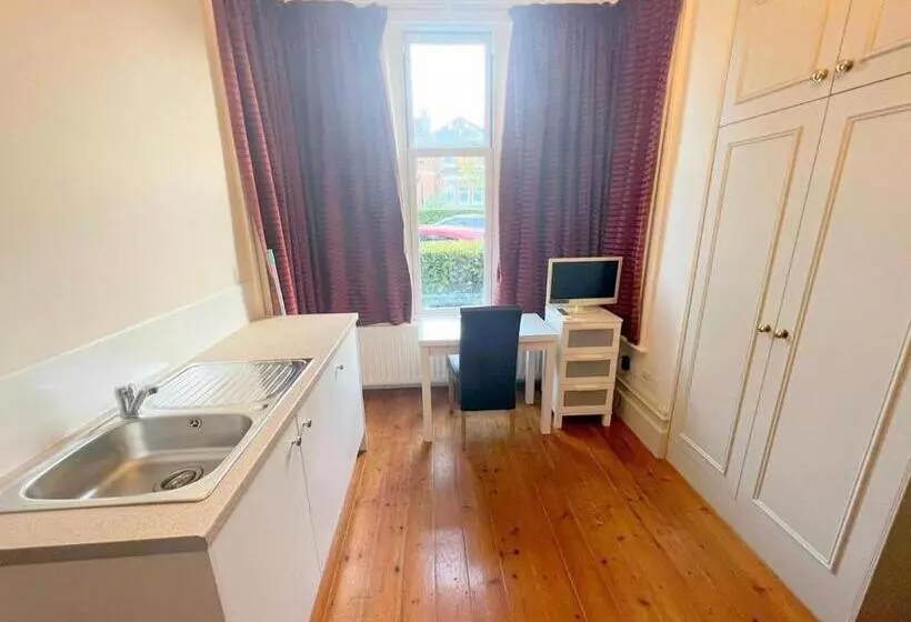 Sutton Studio Apartments