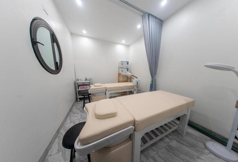 تختخواب و صبحانه Strawberry House , Tour & Motorbikes Rentel