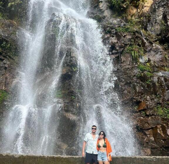 تختخواب و صبحانه Strawberry House , Tour & Motorbikes Rentel