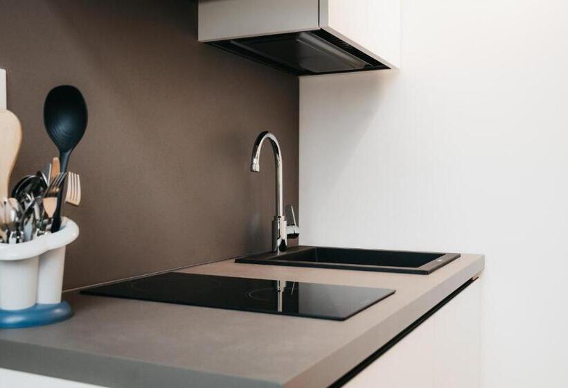 ベッドアンドブレックファースト Winning Apartments