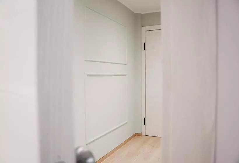 ベッドアンドブレックファースト Winning Apartments