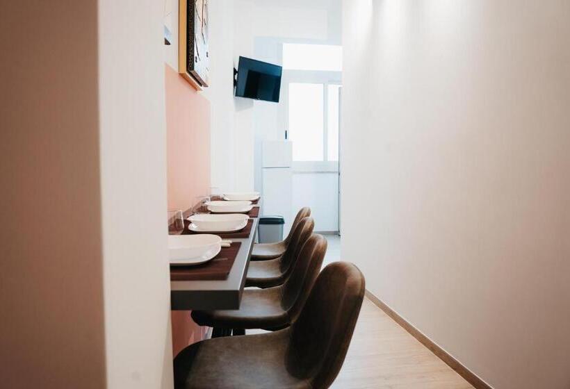 ベッドアンドブレックファースト Winning Apartments