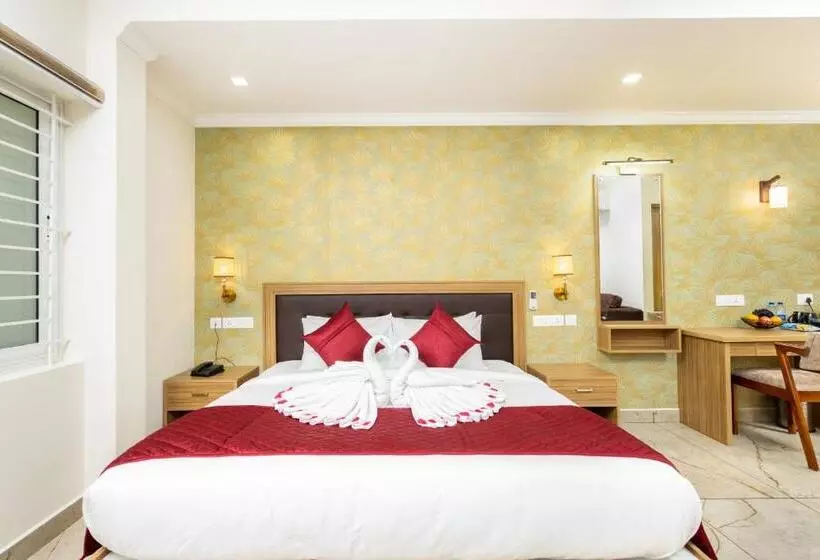 ホテル Esaa Airport