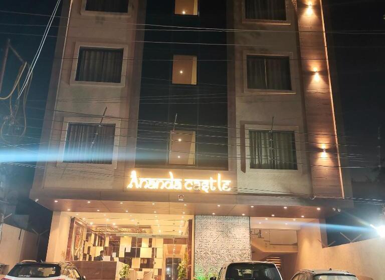 Отель Ananda Castle