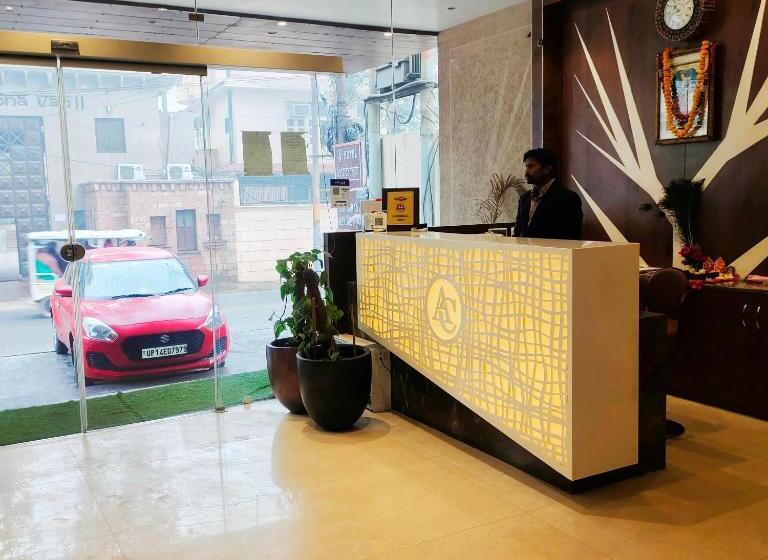 Отель Ananda Castle