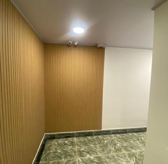 Отель Holiday Sai