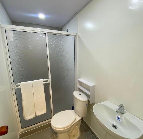 Отель Holiday Sai