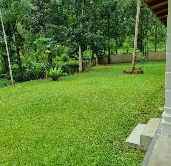 ホテル Jayandra Holiday Bungalow