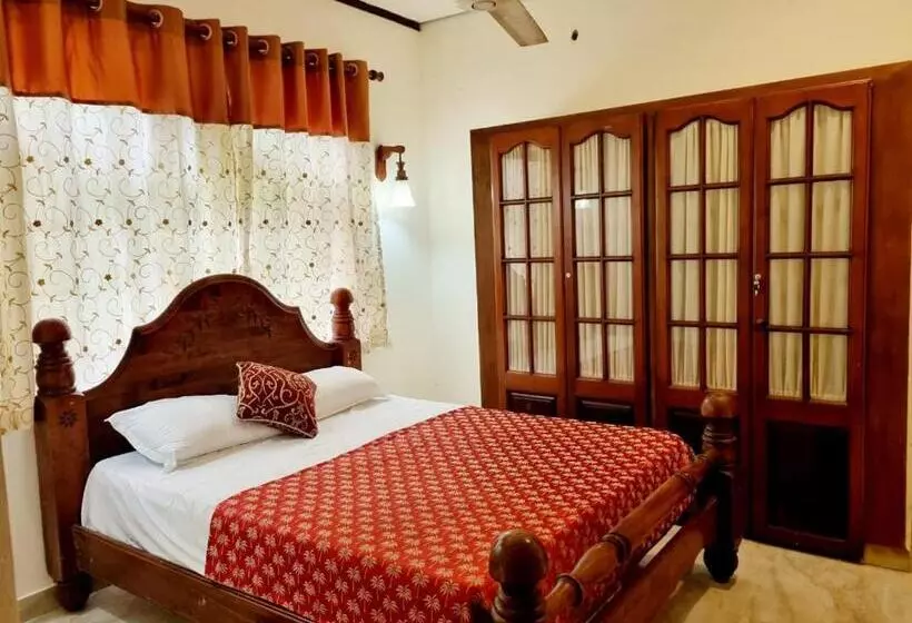 ホテル Jayandra Holiday Bungalow