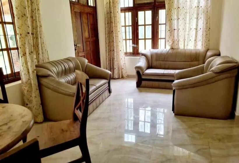 ホテル Jayandra Holiday Bungalow