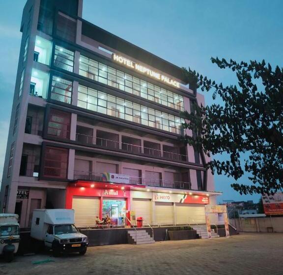 호텔 Neptune Palace