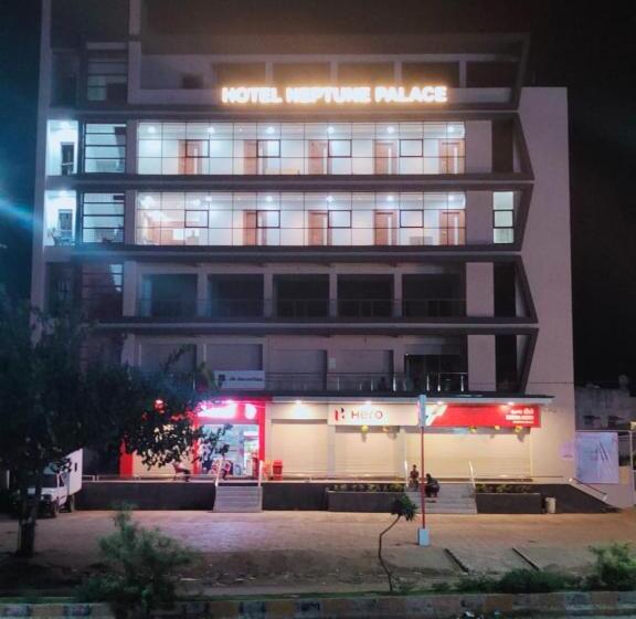 호텔 Neptune Palace