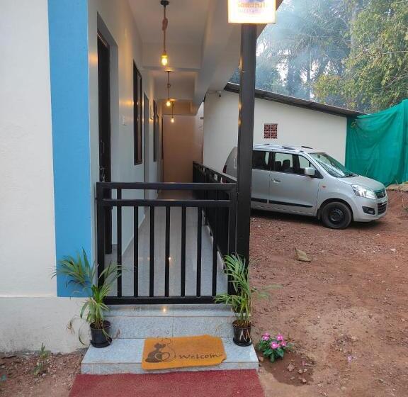 בית מלון כפרי Sadafuli Guest House Assagao