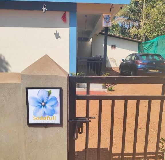 בית מלון כפרי Sadafuli Guest House Assagao