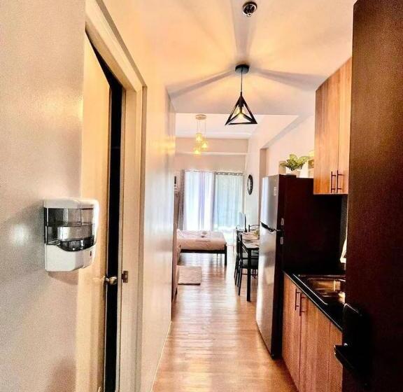 Hotel Serenity Stay Condo At 5th Floor The Loop Tower Limketkai Center Lucky 11